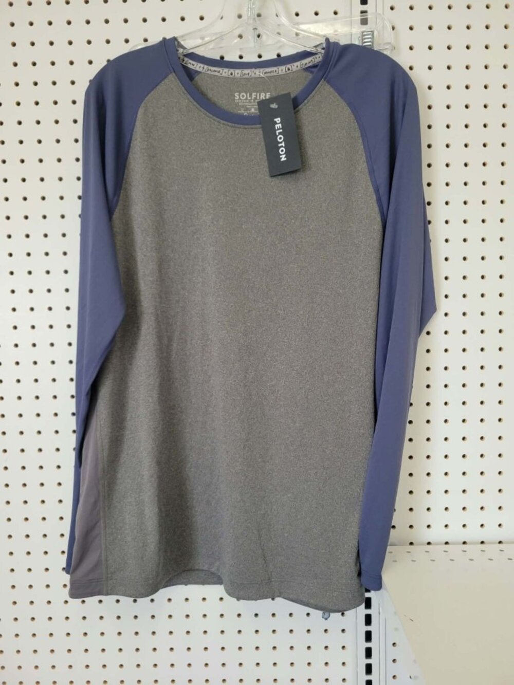 Peloton Solfire Gray & Blue Long Sleeve Raglan Shirt Large Lightweight Athletic